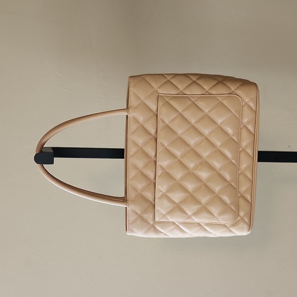 Chanel matelasse Reprint Totebag caviar leather caviar skin beige like new, 90s - Picture 2 of 10